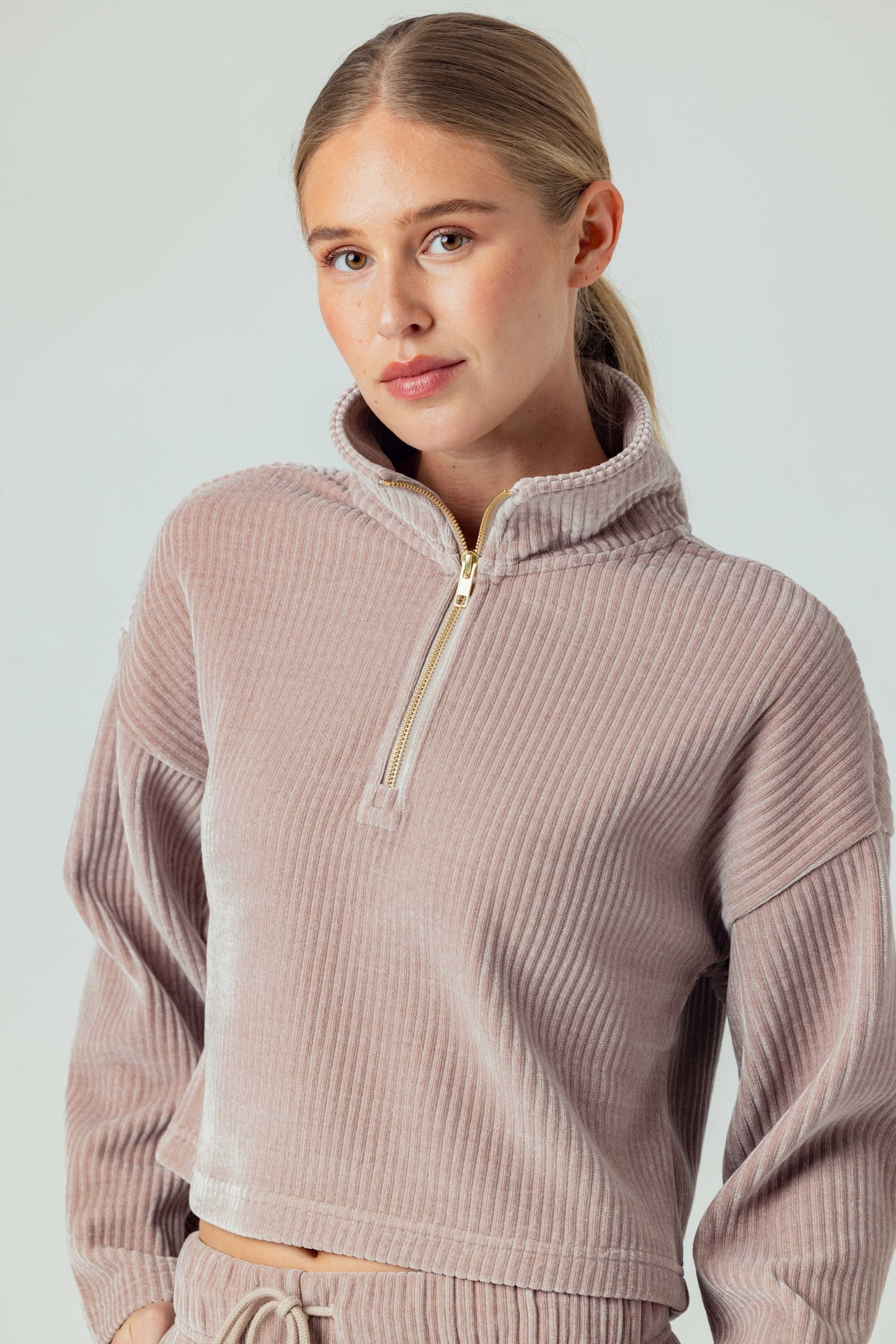 JODIE PULLOVER