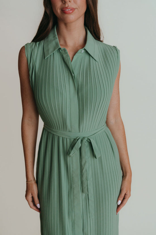 Pierce Dress | Green